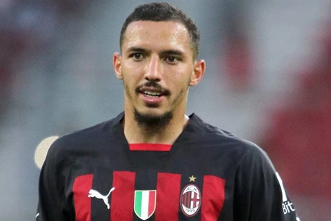 تقرير: إسماعيل بن ناصر مهدد بالغياب حتى يناير